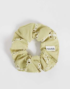 Sui Ava Sui Ava floral broderie hair scrunchie in green