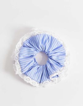 Sui Ava Sui Ava striped lace detail hair scrunchie in blue