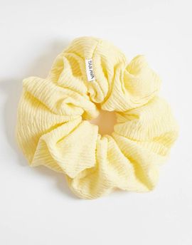 Sui Ava Sui Ava zig zag scrunchie in butter yellow