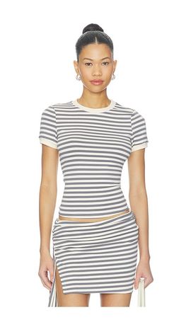 superdown superdown Alecksander Tee