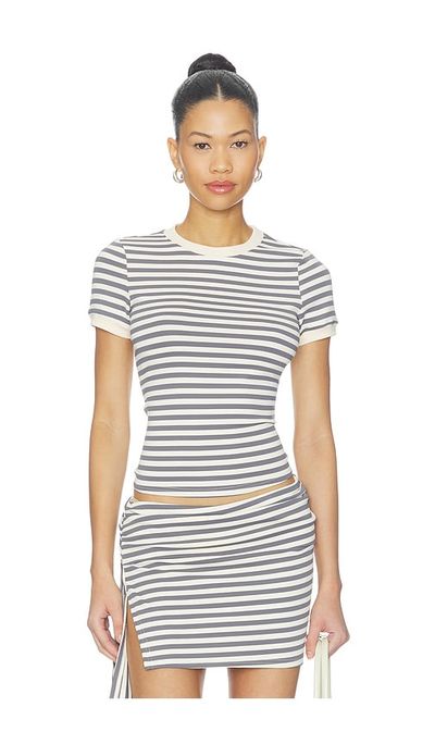 superdown superdown Alecksander Tee