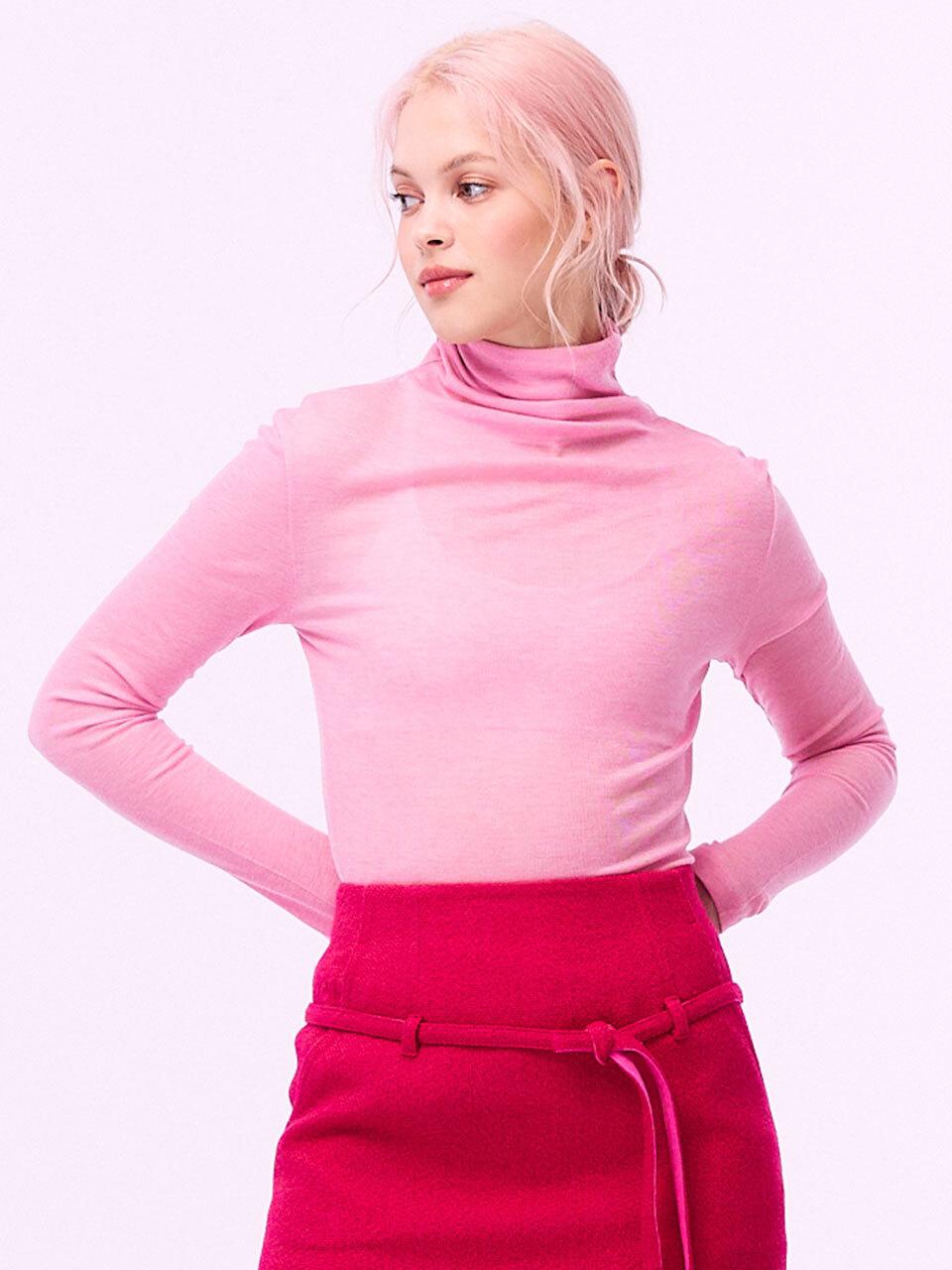 SUPERTHINGS Wool Tencel Turtleneck T-shirt [Light Pink]