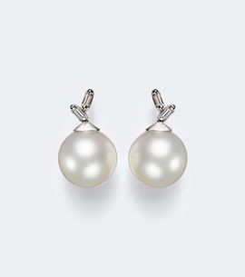 Suzanne Kalan Suzanne Kalan 18kt white gold drop earrings with pearls and diamonds