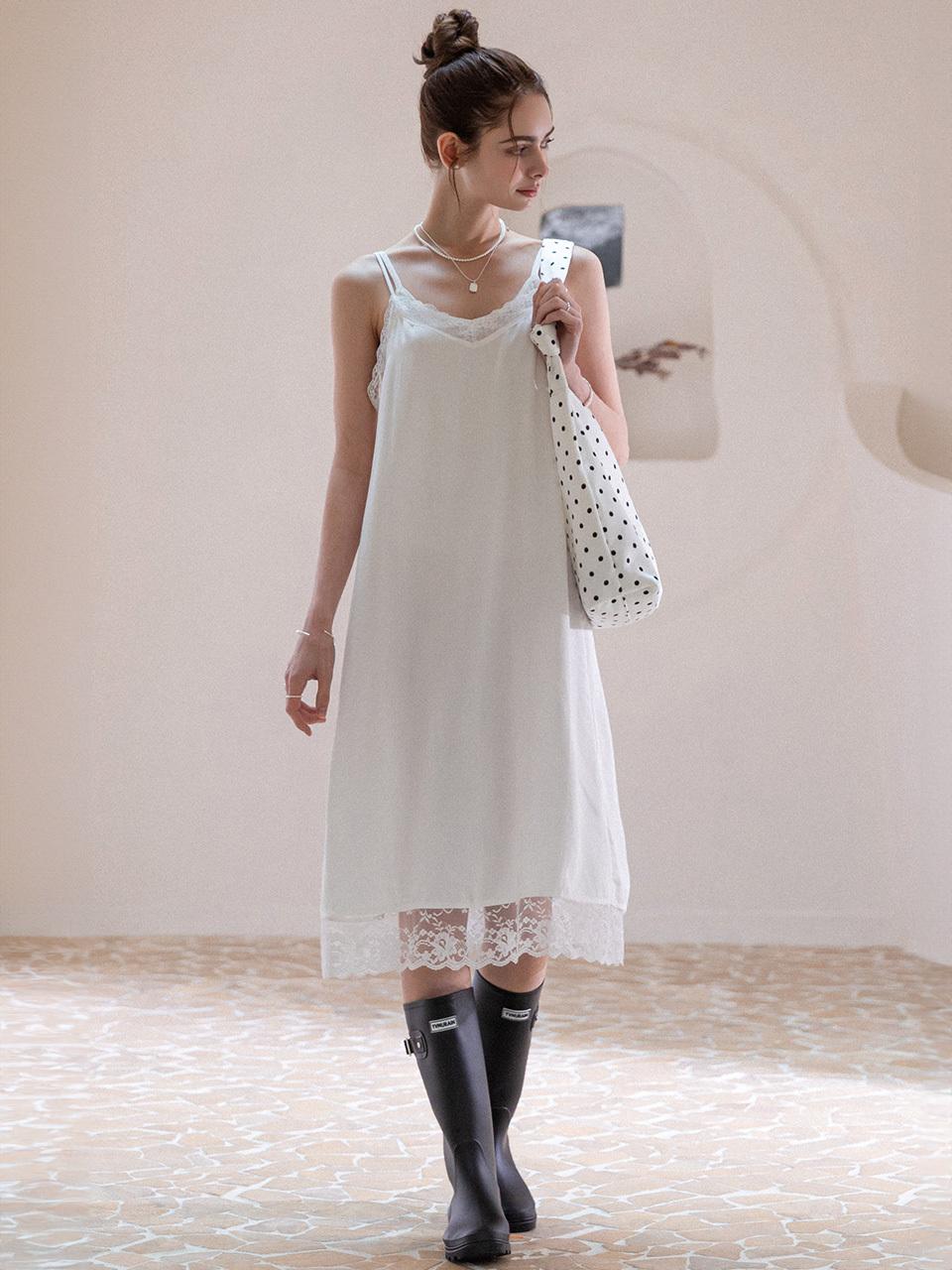 SY2C Simple Lace Layered Dress