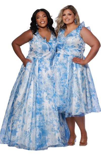 Sydney's Closet Sydney's Closet Bra-Friendly A-line Plus Size Floral Gown