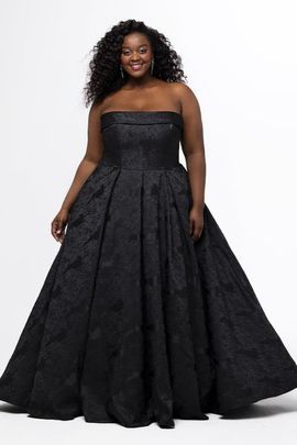 Sydney's Closet Sydney's Closet Strapless Brocade Plus Size Ball Gown