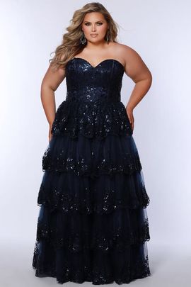 Sydney's Closet Sydney's Closet Sweetheart Neckline Tiered Plus Size A-Line Gown