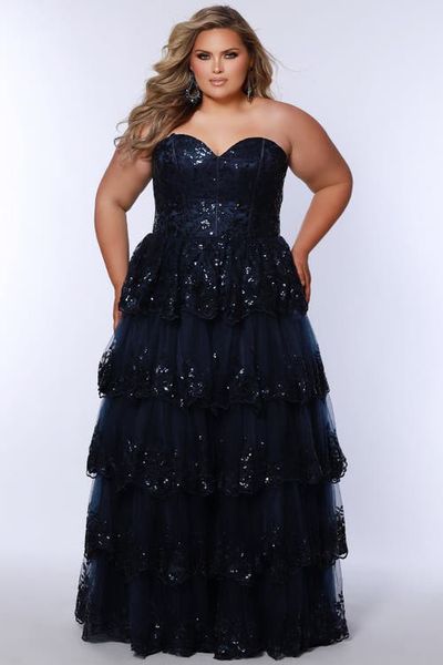 Sydney's Closet Sydney's Closet Sweetheart Neckline Tiered Plus Size A-Line Gown