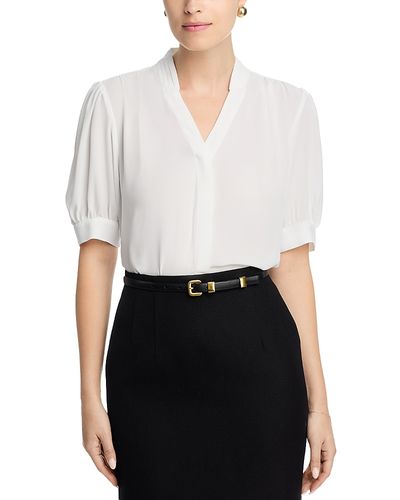 T Tahari T Tahari Short Sleeve V-Neck Top
