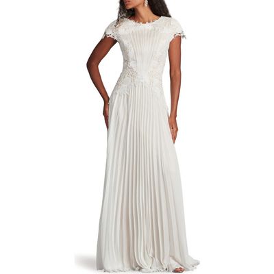 Tadashi Shoji Tadashi Shoji Embroidered Lace Cap Sleeve Gown