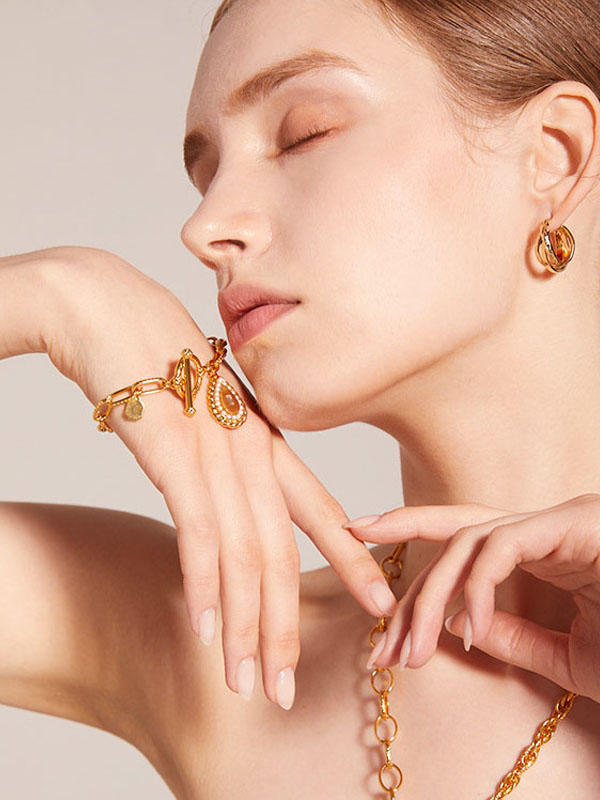 TANI by MINETANI EVA Pear Necklace