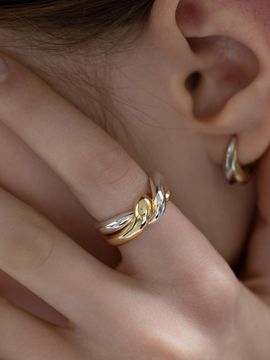TATIANA Cross Twist Ring CR0454