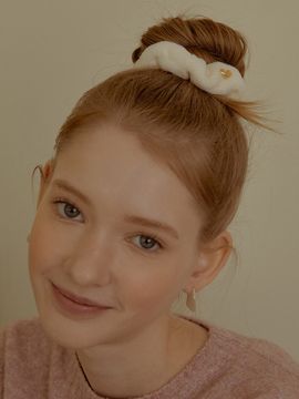 TATIANA Fluffy Soft Scrunchie HB2228