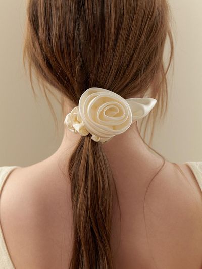 TATIANA Innocent Scrunchie