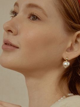 TATIANA Lettering Pearl Heart Hoop Earring