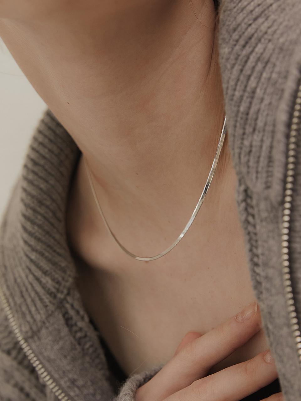 TATIANA [Silver 925] Modern Flat Chain Necklace