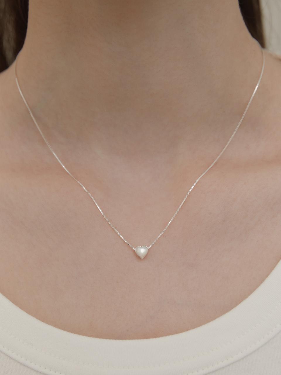 TATIANA (Silver 925) Mother-of-pearl heart pendant necklac