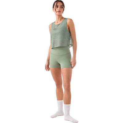 Tavi Tavi Hot Short