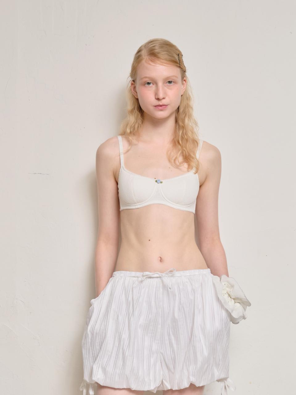 TAXTE TXT X TSW Eyelet Wireless Bralette [WHITE]