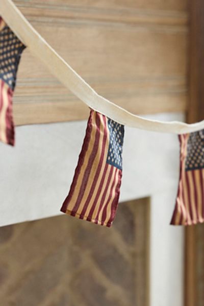 Terrain American Flags Cotton Garland