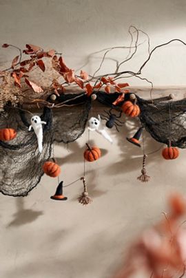 Terrain Halloween Icons Felt Garland