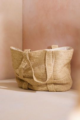 Terrain Raffia Traveler Bag