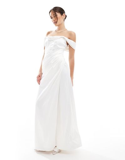 TFNC TFNC dropped shoulders satin corset maxi dress in white