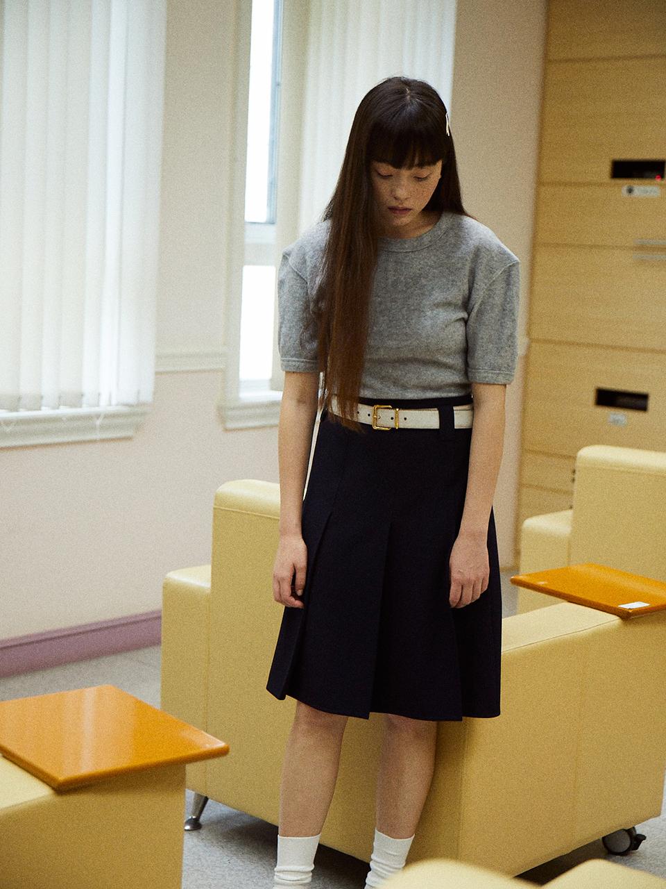 The Aperture 70s Lady Top Grey (TA4742A013)