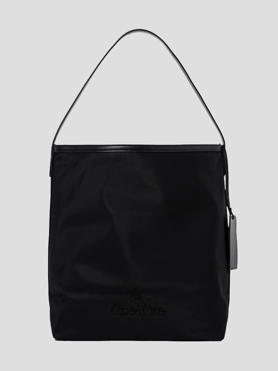 The Aperture Bulky Nylon Bag [Black] (TA52D4A055)