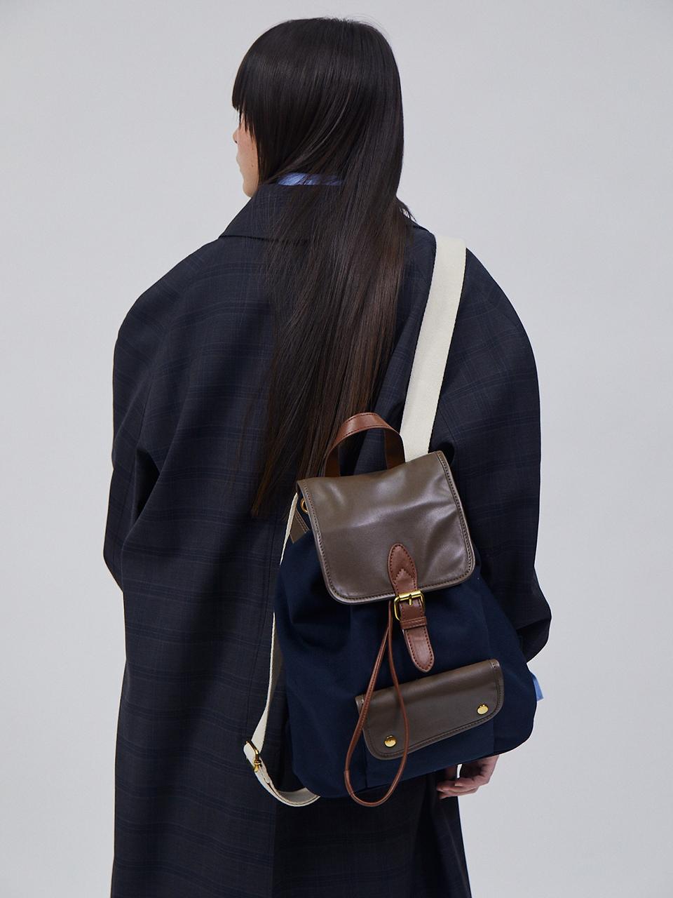 The Aperture M39 Vintage Backpack_Navy