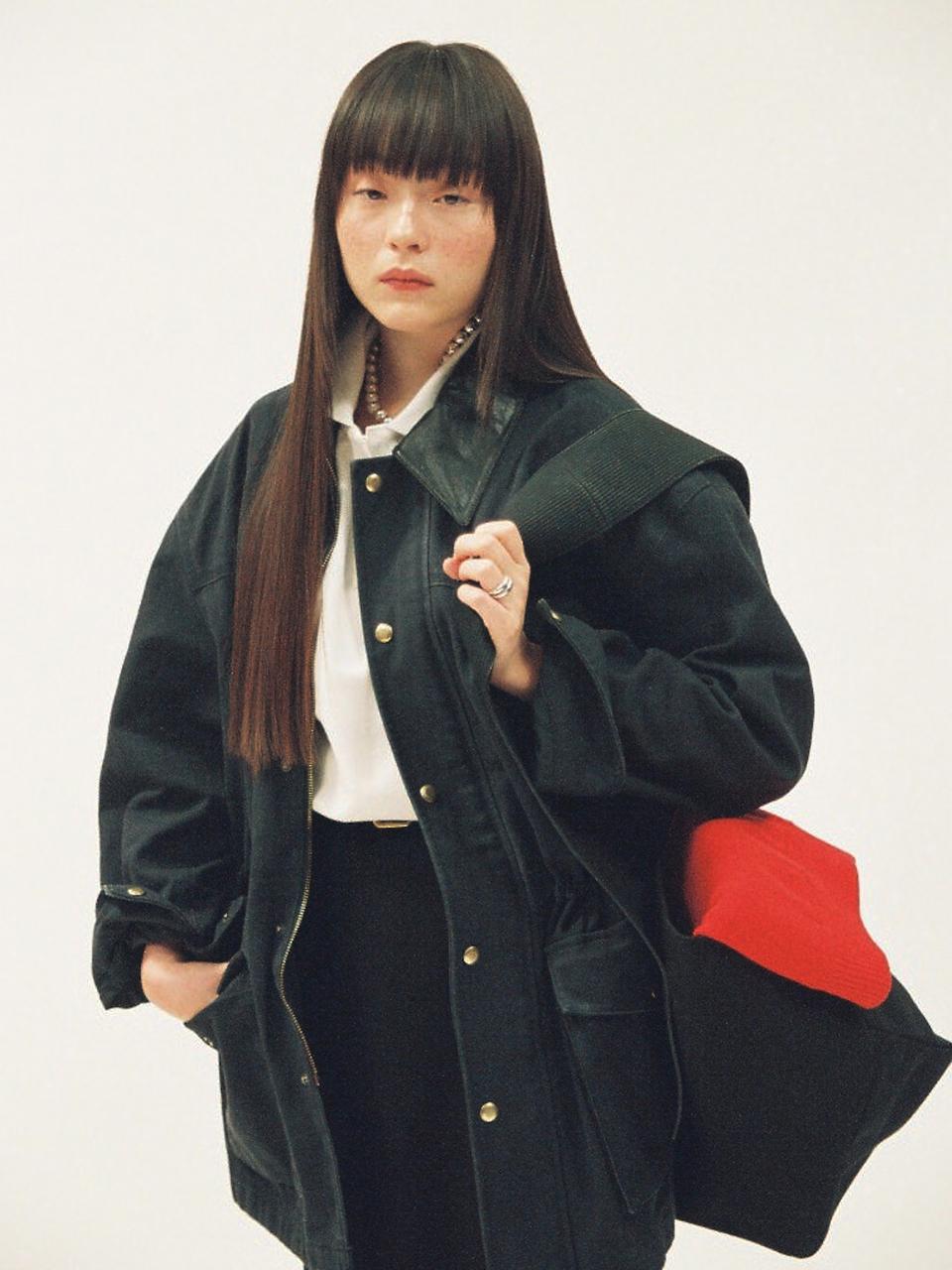 The Aperture Sculptural Cotton Synthetic Leather Bag [Black] (TA44D4A015)