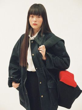 The Aperture Sculptural Cotton Synthetic Leather Bag [Black] (TA44D4A015)