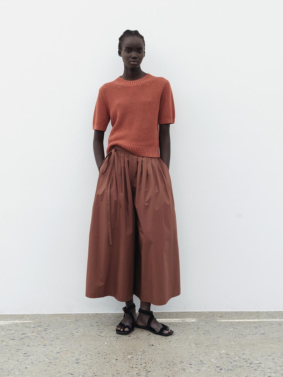 The Loom COTTON WIDE TUCKED PANTS [RED]