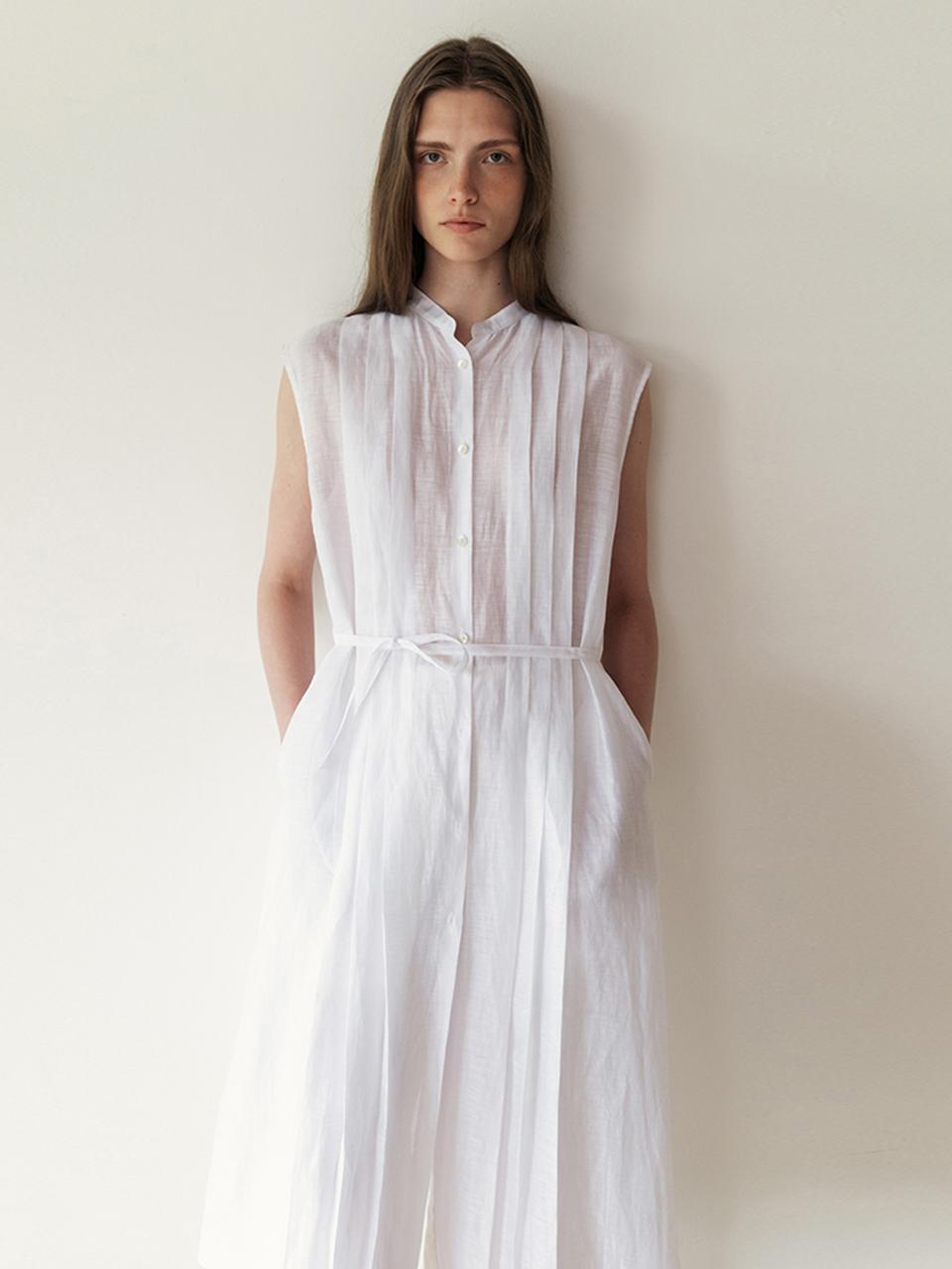 The Loom LINEN BLENDED PLEATED DRESS [WHITE]