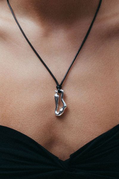 The M Jewelers The M Jewelers Kylia Cord Pendant Necklace in Silver, Women's at Urban Outfitters