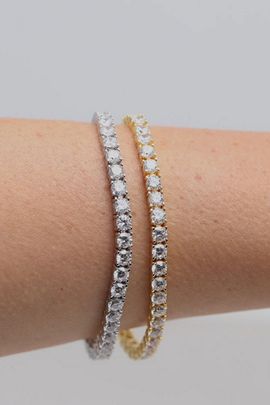 The M Jewelers The M Jewelers Large Essential Tennis Bracelet in Gold, Women's at Urban Outfitters