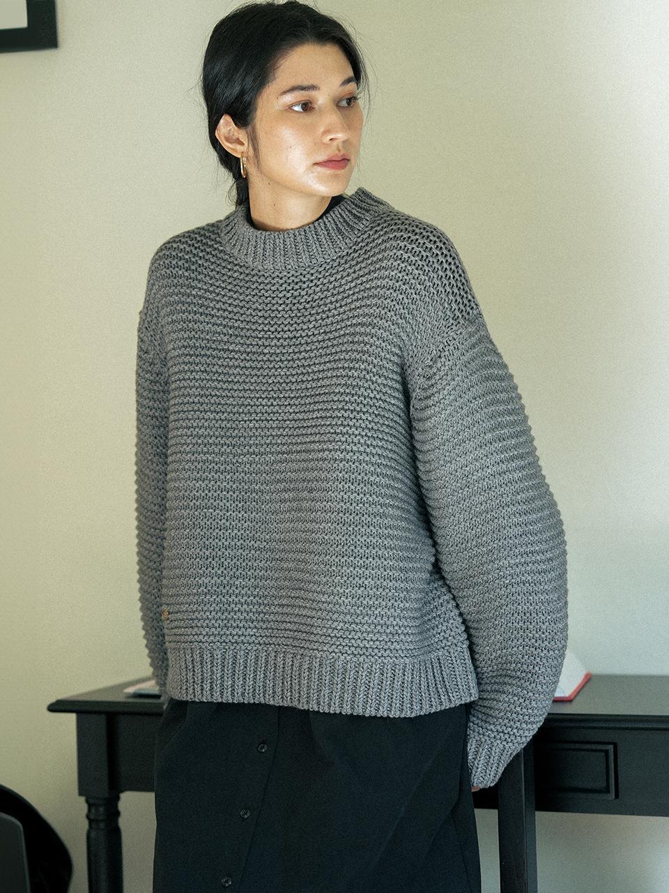 The milui Wool Waffle Overfit Knit [Charcoal]