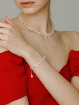 THE PART OF Pearl White Quartz Bracelet