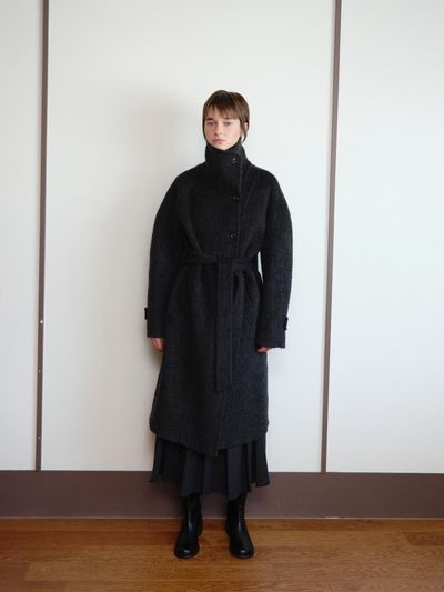 The Raust Baby Alpaca Handmade High-Neck Oversized Coat [CHARCOAL]