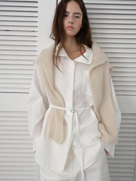 The Raust Cotton-Linen High Neck Convertible Shirt [Beige]