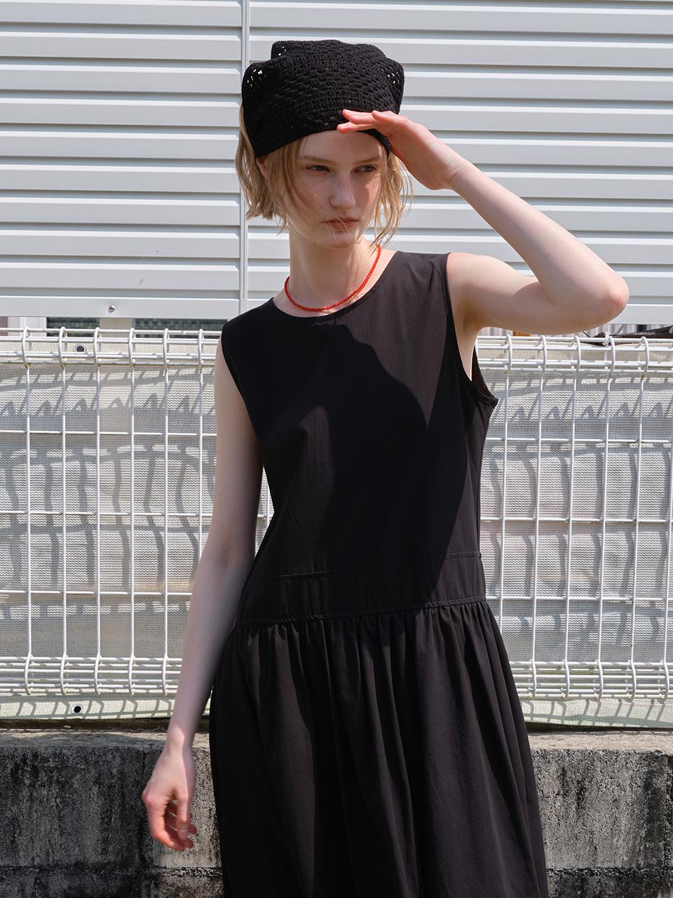 The Raust Handmade Skarsi Scarf [BLACK]