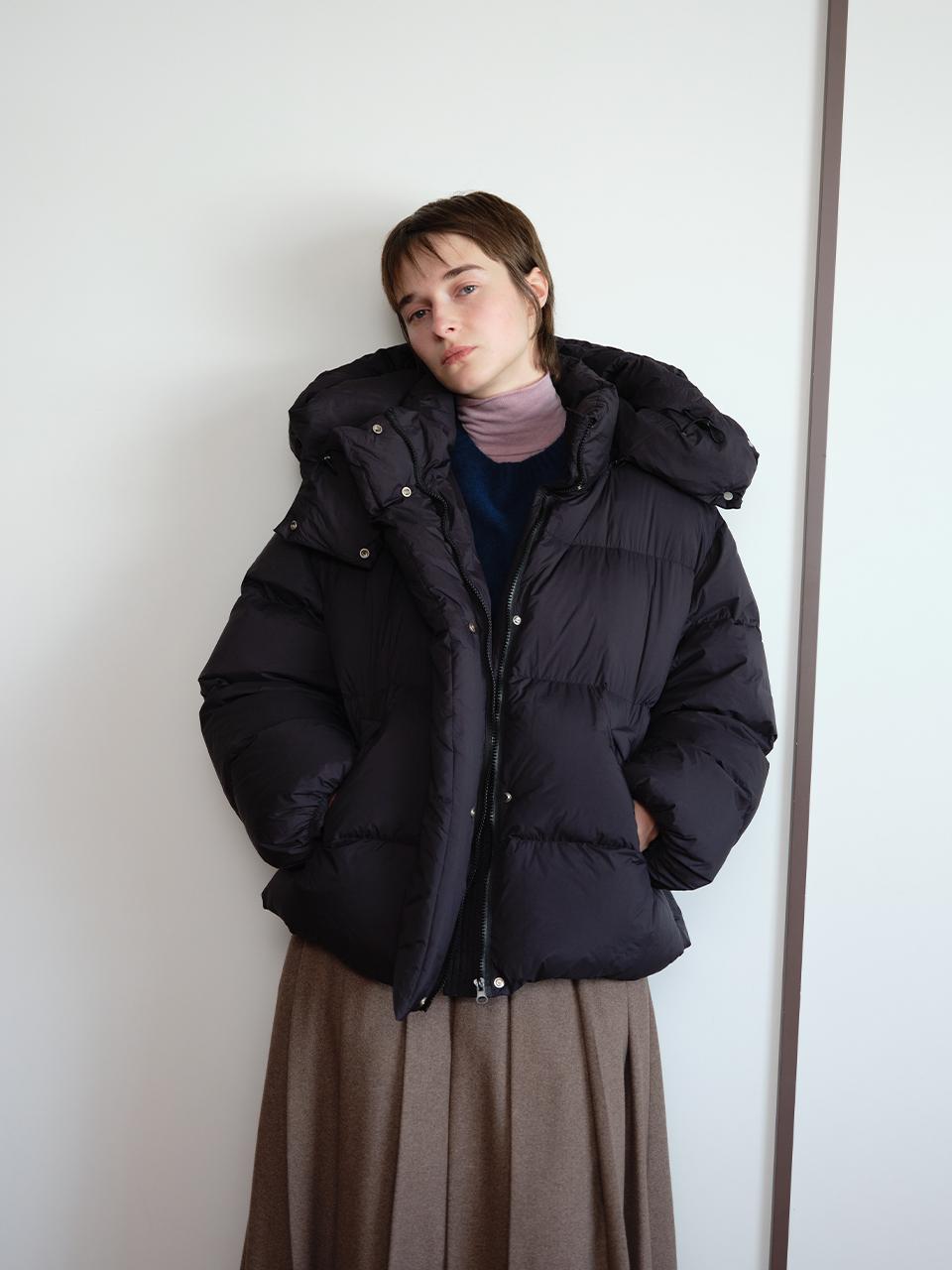 The Raust Overfit Hooded Premium Down Padding [BLACK]