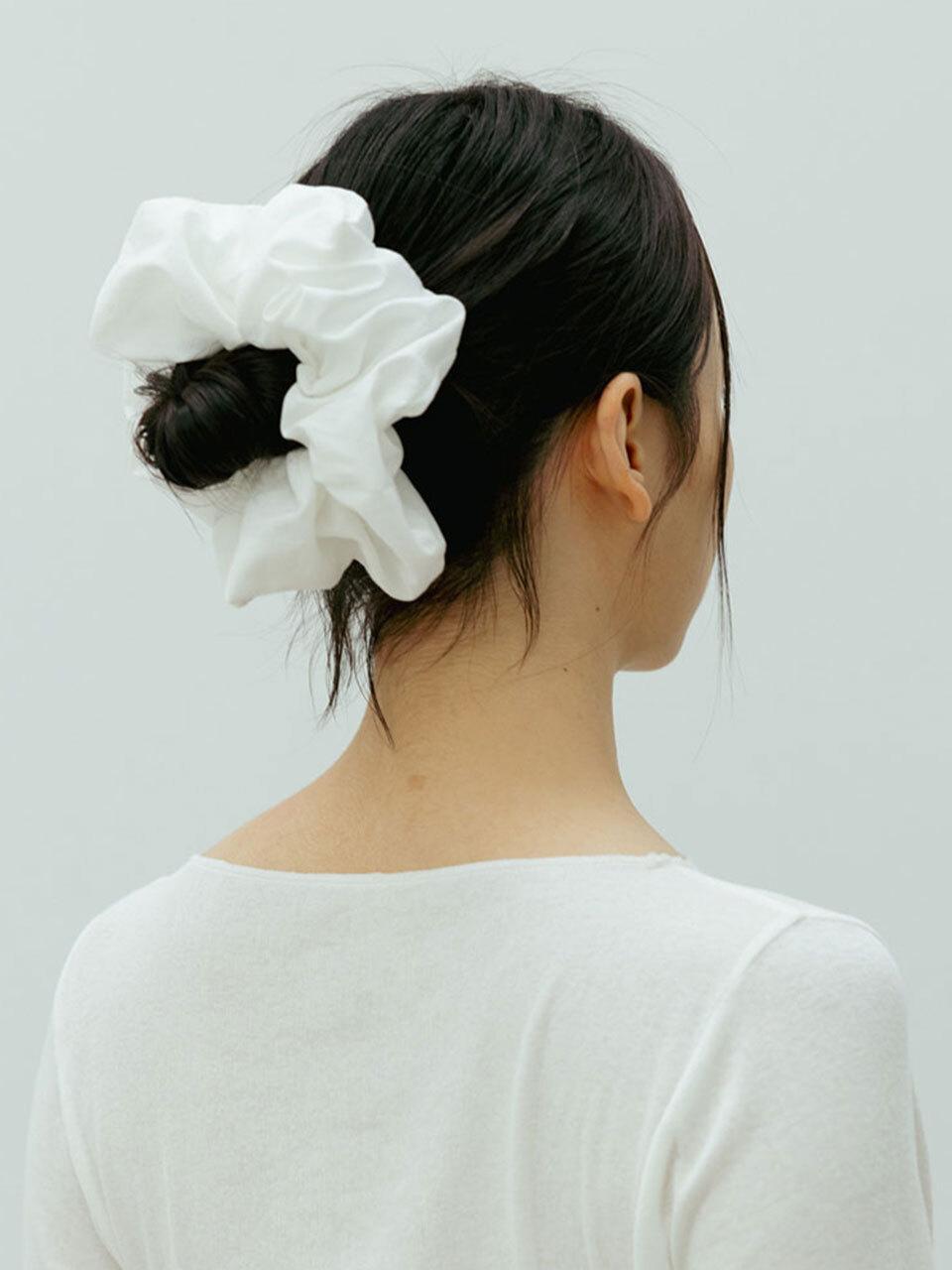 THE RYE Cotton Dobby L Scrunchie [White]