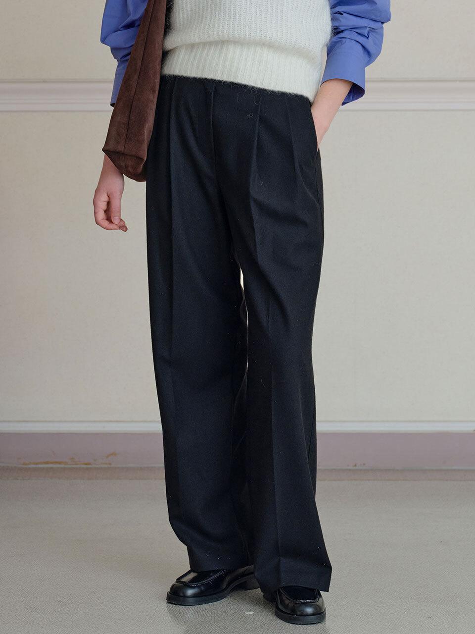 THE RYE Wool Blended Two Tuck Slacks (Black)