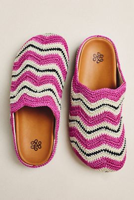 The Sak Bolinas Ripple Slip-On Clogs