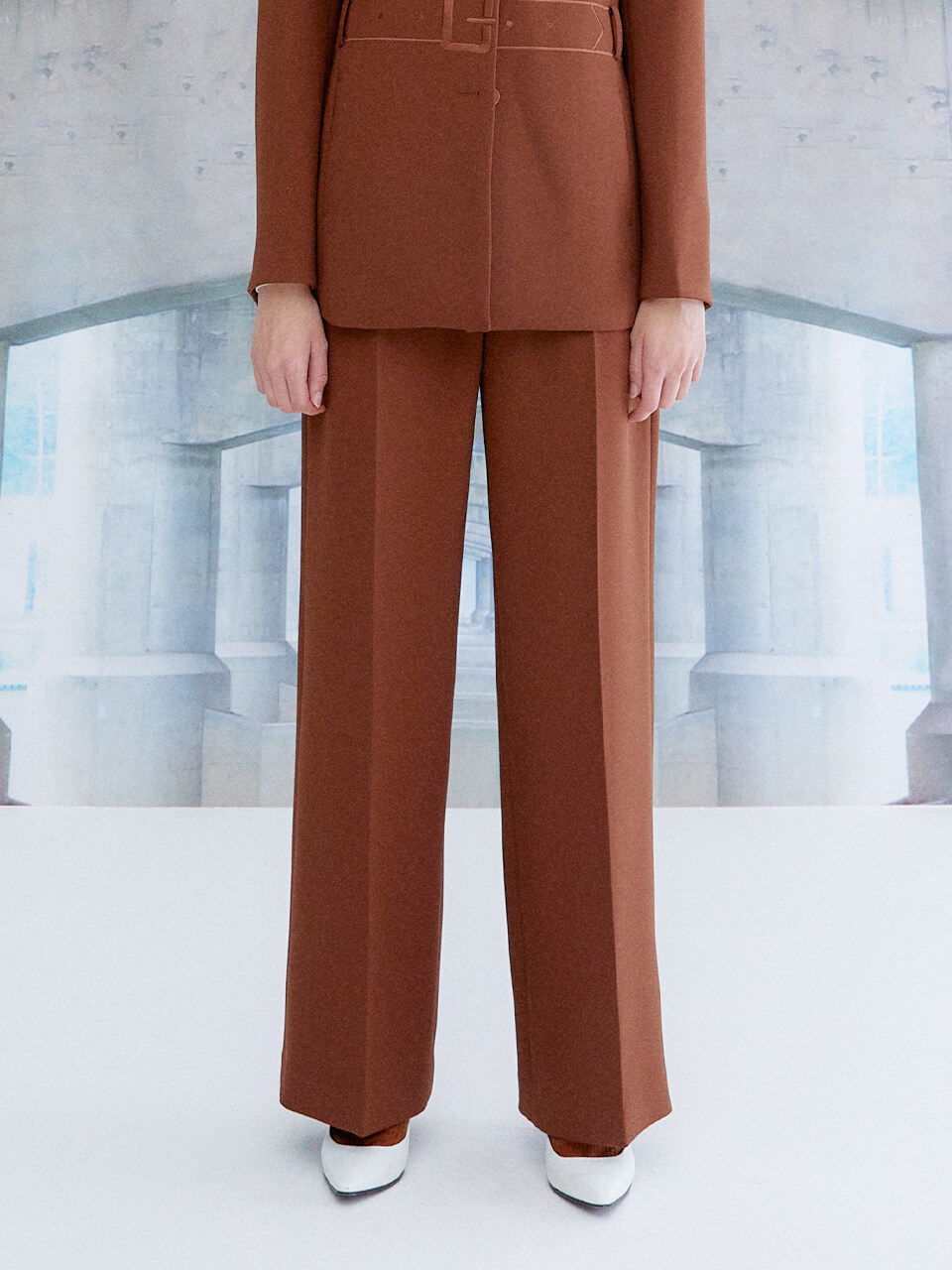 the studio K Embroidery Belt Pants_Brown