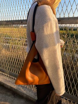 THEHEE brown leather mini tote bag