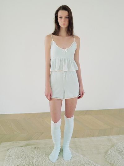 THETIS FLOWER LACE DETAIL SHORTS