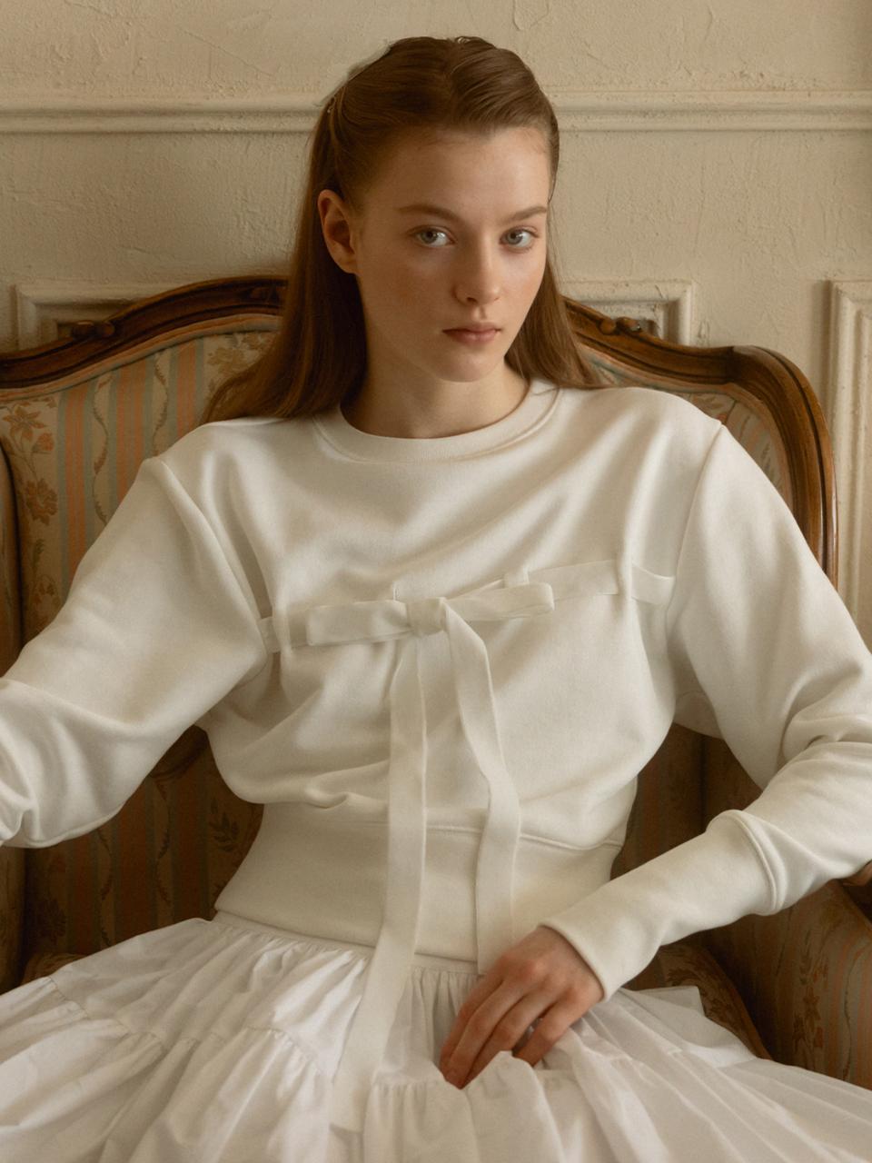 THETIS Ribbon Detail Sweatshirt