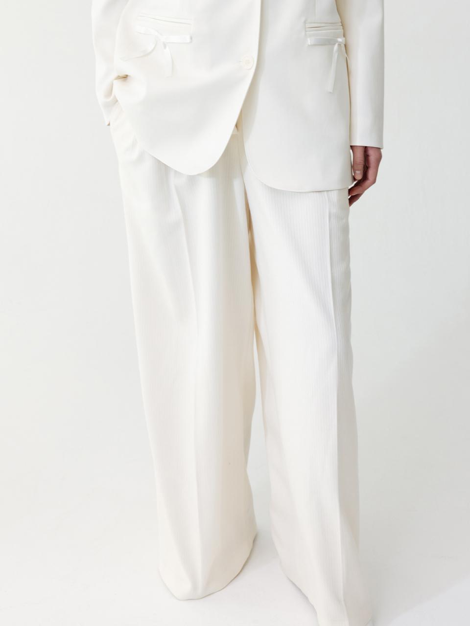 THETIS Striped Double Pleated Pants